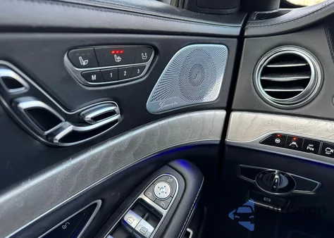 2015 Mercedes-Benz S 550 4Matic z USA, uszkodzony, nr VIN WDDUG8FB1FA149384